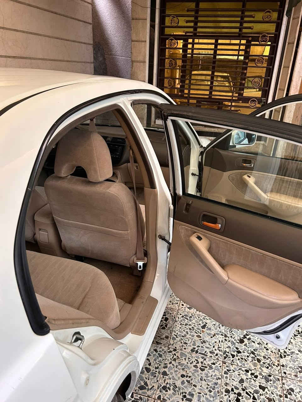 السلام عليكم هوندا سيفك خليجي موديل 2003 رقم بغداد باسمي مكان بغداد السعر 65 رقم الهاتف ***********
