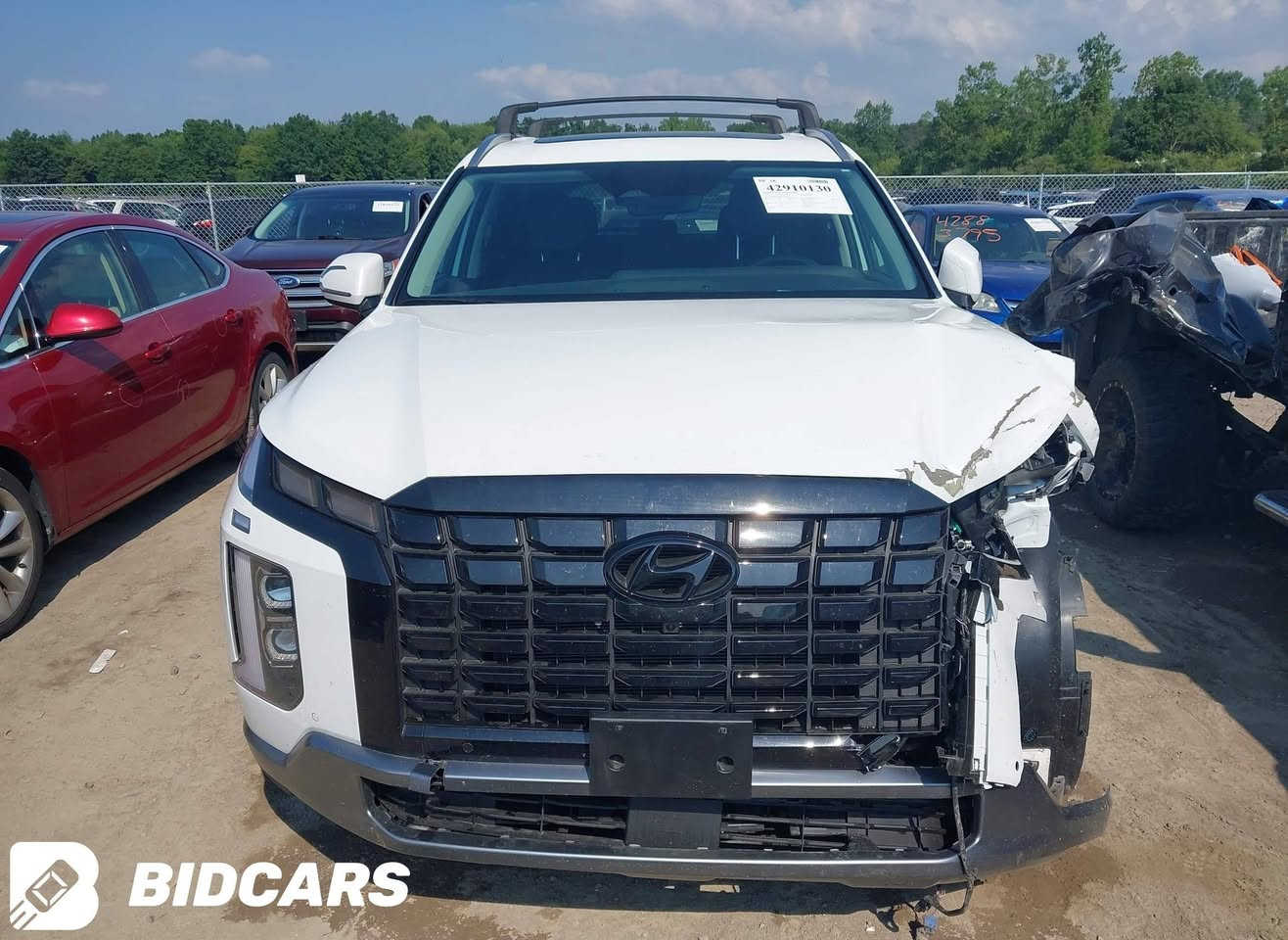 السلام عليكم 
هيونداي بلسايد 2024 فول موصفات
سيارة حالياً بل طريق تاريخ الوصول 3/19 توصل ميناء البصرة  
سيارة ماشية 14 الف فقط فل مواصفات 5 كامرات كشن جلد حار بارد تشغيل عن بعد جنطة كهرباء كشن خزن ميموري لايت زنون
مكاني ناصرية ابيعك واصل للميناء 
سعر 240 وبية مجال بدون كمرك بدون تصليح 
***********
