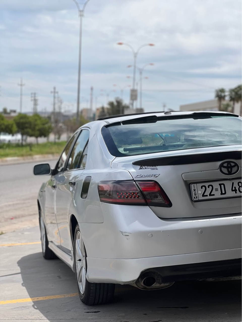 Toyota Camry 2010 SE PLUS

فول فول مواسه فات 
سلايد و به سمه و شه غال بيلاد سپورت
ده بل سالونسا سوكان په پوله
گيرومه كينه و ته بريد به شه رت 
سه نه وى نويه به ناوى خومه 
عيزام نيه به عيزام ده فروشم 
سه ياره كه زورجوانه 
شوين هه ولير *********** أربيل, العراق

