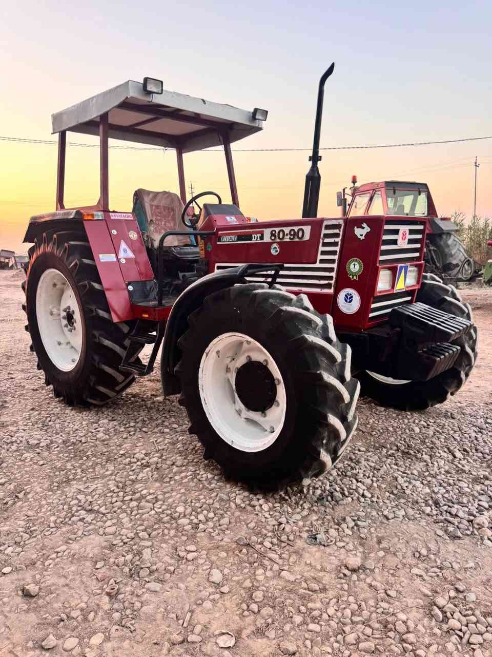 فيات حجم 80/90مكينه سنويه ورقم وشرط التحويل مكينه جاهز للعمل العنوان واسط الزبيدية ***********
