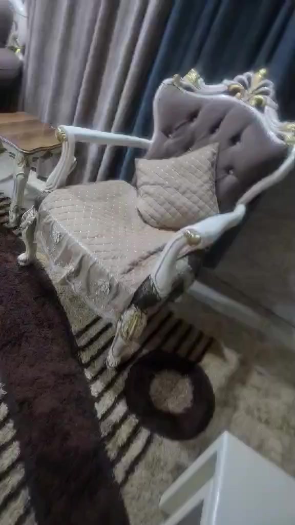 لبيع ١٠ مقاعد هو طبلات 
نضيف 
مكان البياع


**إذا كنت صاحب هذا الإعلان وتريد حذفه لأي سبب، رجاءا أرسل رسالة إلى الدعم الفني**