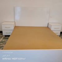 للبيع جربايه نفرين سعرها 150 وميز مرايه سعره 175  وبيهن مجال  الاتصال ...