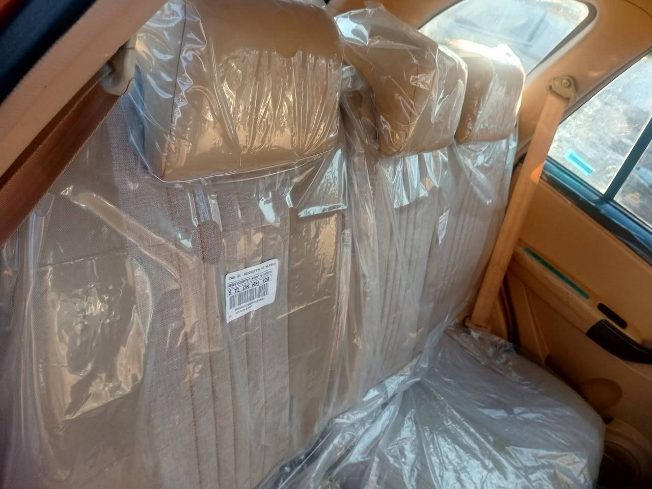 للبيع سيارة تيكو موديل 2013 نظيفة رقم بغداد انكليزيصدر وكشر وداخل نضيف محرك جديد كهربائيات كلهة شغالة تبريد شغال تدفئة شغالة السعر 58 للاتصال متواجد واتساب ***********
