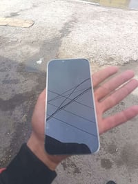 ايفون 13 برو ماكس • ٢٥٦ • بطاريه ٨٣