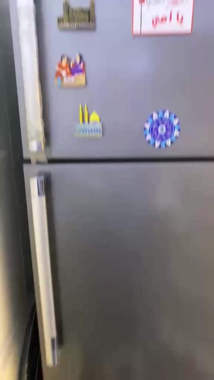 ثلاجة نوع الجي 28 قدم شغال نظيف جدا السعر 400 وبي مجال المكان/ بغداد البلديات


**إذا كنت صاحب هذا الإعلان وتريد حذفه لأي سبب، رجاءا أرسل رسالة إلى الدعم الفني**