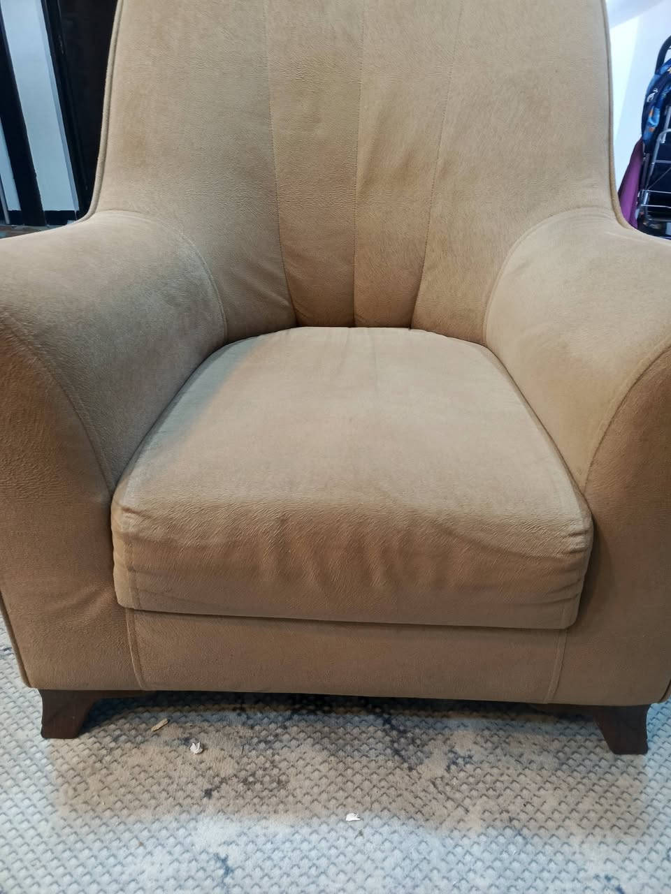 تخم تركي كلش نظيف يصير سرير ومخزن ٢٥٠الف / ***********
