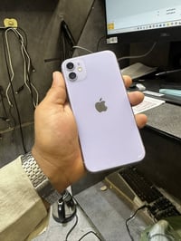ايفون ١١ • عادي • بلا صور