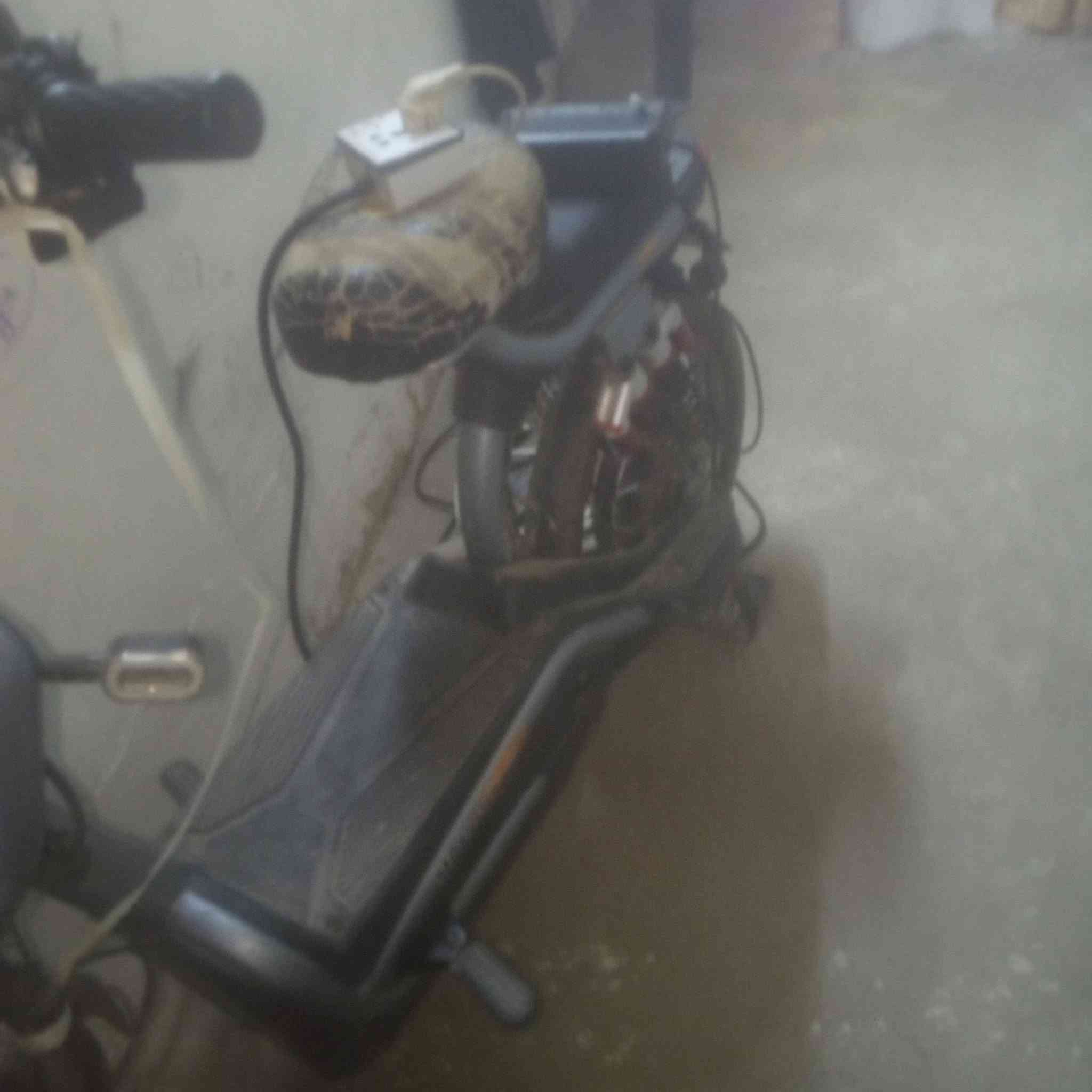 ماطور mz الستيرن مگروم(تصليحو 2)  والشاشه ترمش 

يعوزو بنز 
الباقي شغال ب 120 وبي مجال  موجوده الشاحنه وسويج وبصمه


**إذا كنت صاحب هذا الإعلان وتريد حذفه لأي سبب، رجاءا أرسل رسالة إلى الدعم الفني**