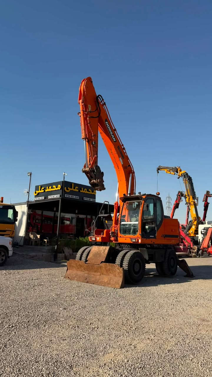 معرض محمد علي
Doosan dx 190-2010
رقم أربيل 

         ☎️📱    ***********
         ☎️📱    ***********
    ساعات:  ٩:٠٠صباحاً   -  ٧:٠٠مساء⏰
    بيع وشراء جميع الاليات الثقيله  كرينات✅
           عنوان أربيل.  / طريق كركوك ✅📍Muhamad Ali
