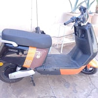 عندي ماطور شحن للبيع 6باتري كبار  تشغيل عن بعد مثبت سرعه بريكات دسك نش...