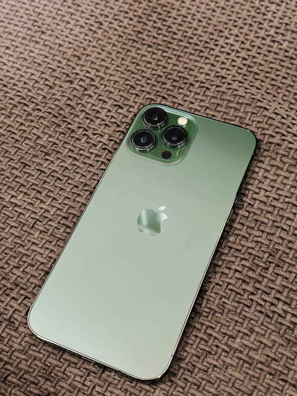 ايفون 13 برو ماكس
ذاكرة 128 
بطارية 84‎%‎
تك سيم
لون زيتوني
مبدل شاشة فيس شغال بس مايلقط واكو شخط يمه خفيف فقط
كامرات فول
السعر 420 وبي مجال
***********
