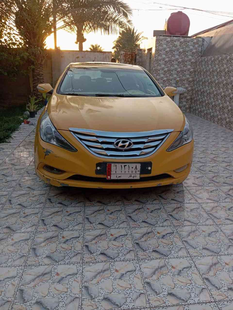 سلام عليكم سياره سوناتا للبيع موديل 2012 سياره ضربتها جاملغ خلفي فقط  مكينه 2400 كير محرك حداديه تخم تاير تبريد كله جديد سياره خير من الله   رقم ذي قار السعر 80 وبيها مجال/***********

