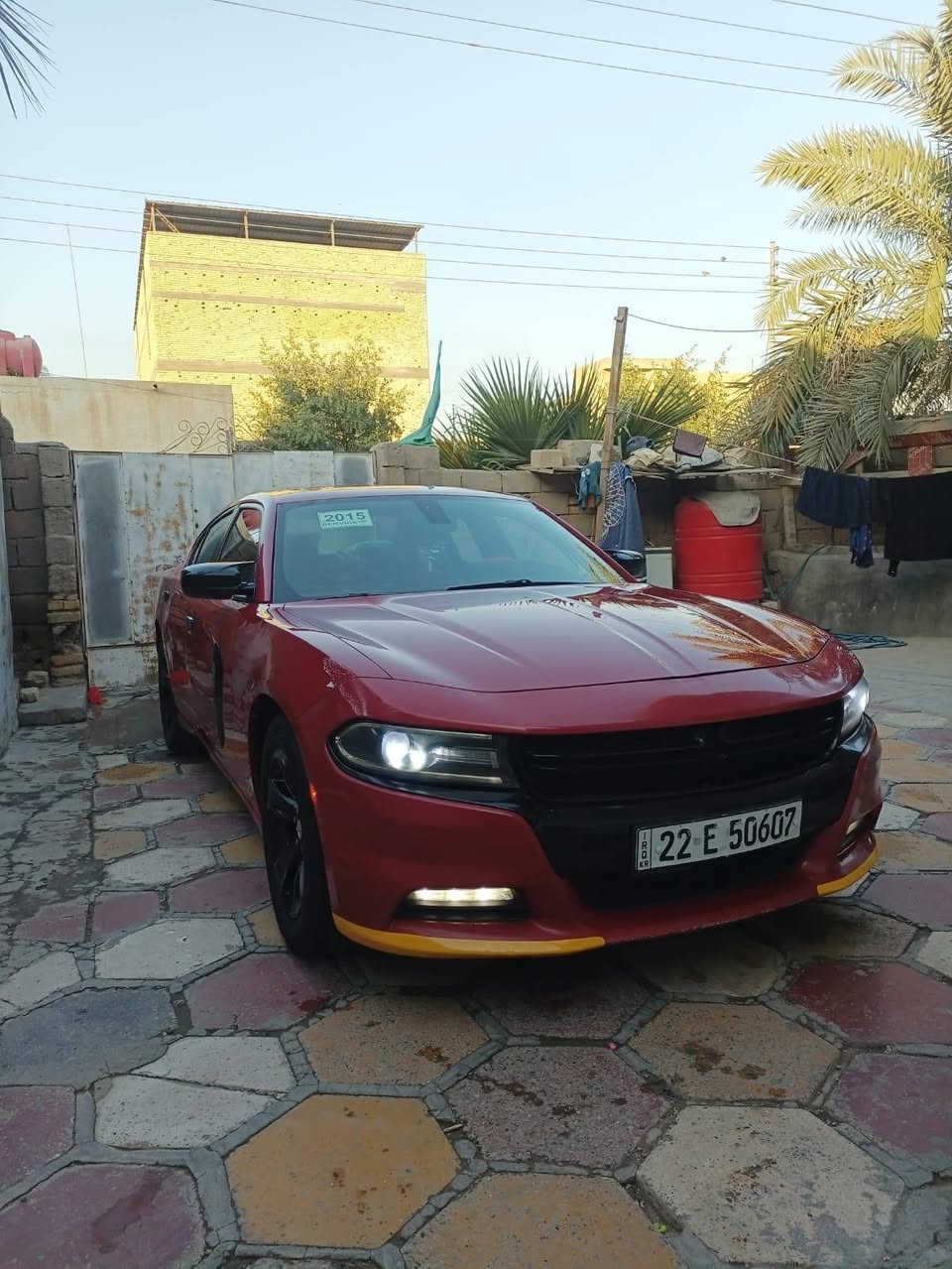 السلام عليكم ورحمه الله وبركاته 
جاجر 2015 وارد كندي مكفولة عد نرماده مفتوحه فقط سونار مرفق رقم أربيل سنويه منهيه قبل شهر باسم كردي ويل 18 جاهزه من كلشي لايت زنون سياره فتحه مكان السيارة البصره قضاء المدينة هاتف *********** السعر 185 وبيها مجال المدينة, البصرة
