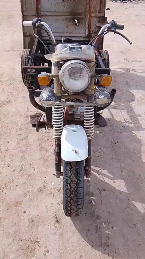 سلام عليكم ستوته للبيع مديل 2021ستوته شاصيه مكفول ابيعك بدون بدي سدر شغال دبلات شغاله سعر 1650وبيه مجال رقم راعي ستوته ***********مكان سوق الشيوخ
