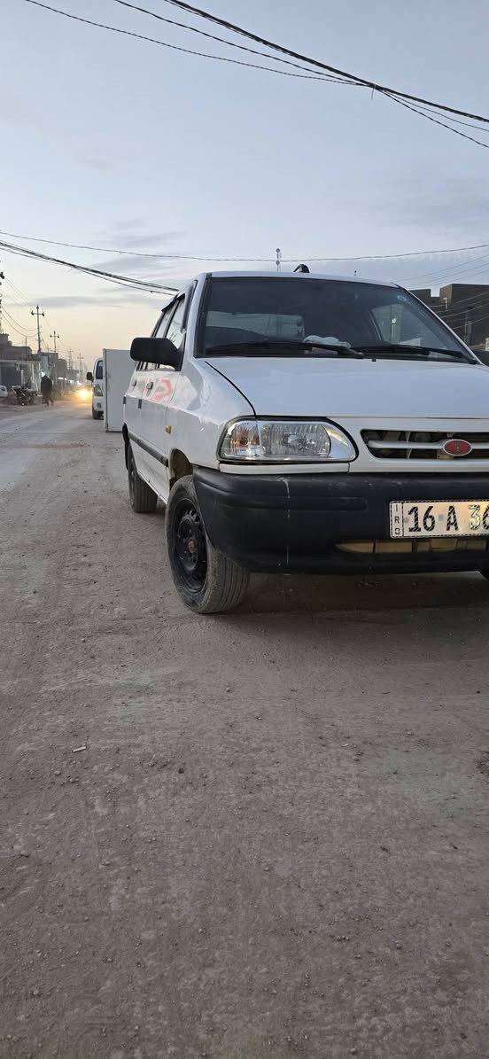 السلام عليكم سايبه موديل 15 كشر مقفول لا ضربه ولا صبغ سياره جاهزه سنويه لل 27 حداديه اماميه خلفيه تايرات نص عمر تبريد شغال سياره جاهزه ما بيها نقص شاشه باسمي سعرها 42 بيها مجال بسيط هذا رقمي ***********/اسيا/*********** مكان السياره ديوانيه مركز
