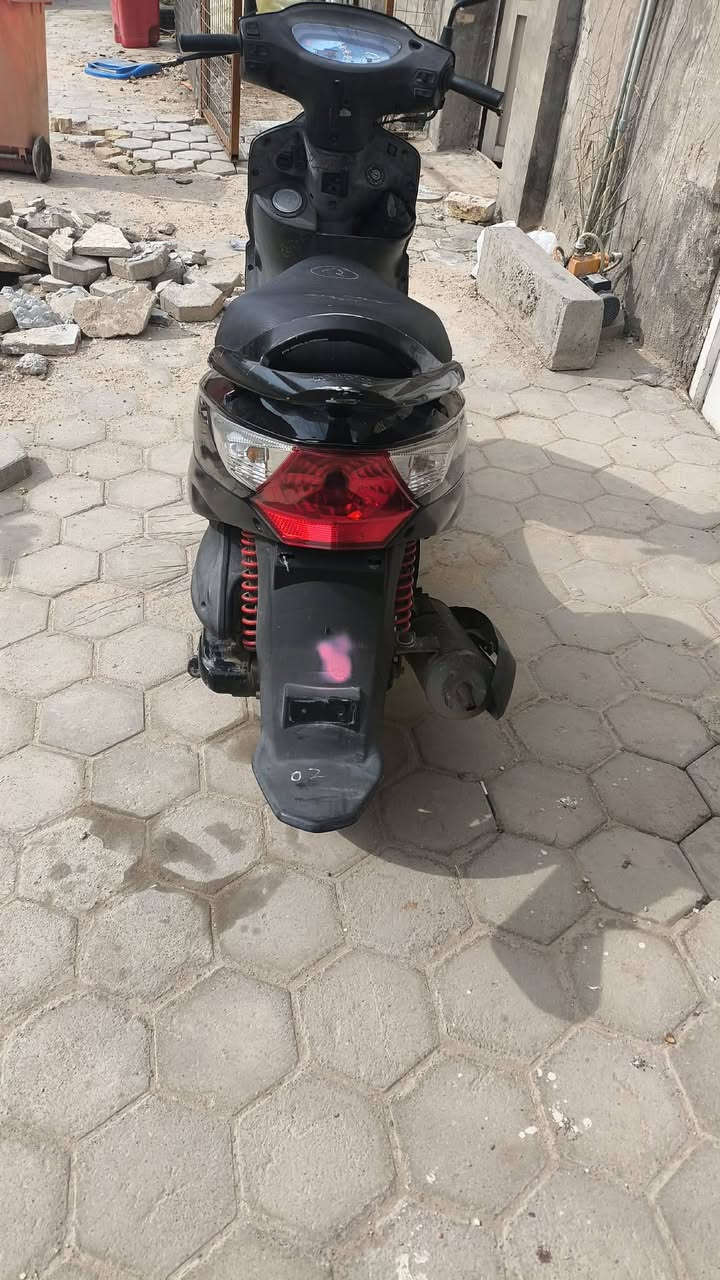 داجه V2 الطويله تجي دبلين ختم من طول لطول واحد وكيله ابو زينب بل خان صارلي من نزلته 3اشهر  موجود ورقت الوكيل الله شاهد مابيعه لو ماعندي بناء بل بيت رقمي لتواصل واتساب او تصال ع رقم ***********
