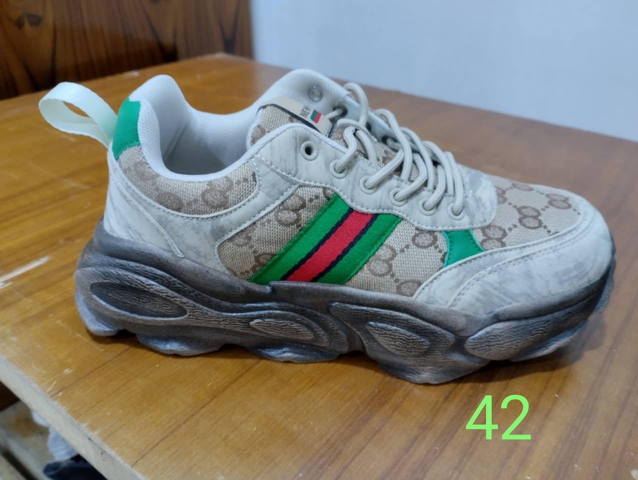 اخر قطع ثنين ب 20
قياسات مكتوبه بالصور توصيل متوفر


**إذا كنت صاحب هذا الإعلان وتريد حذفه لأي سبب، رجاءا أرسل رسالة إلى الدعم الفني**