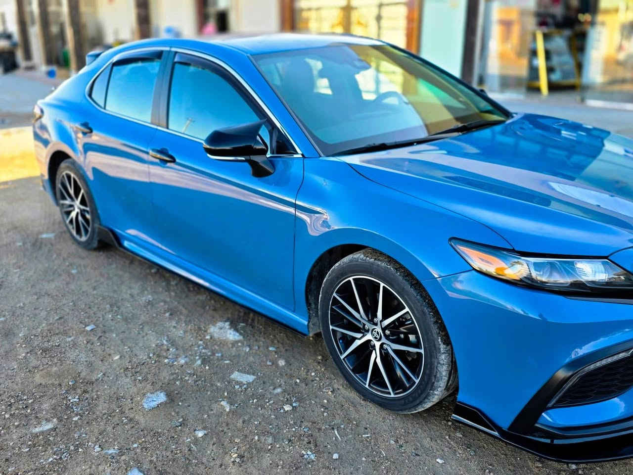 للبيع موديل ٢٣ لون بحري
حادثه بلباب خلف السايق ع بارد سياره كلش جديده 
se سعر ٢٣٧ وبيه مجال لطيبين ***********
