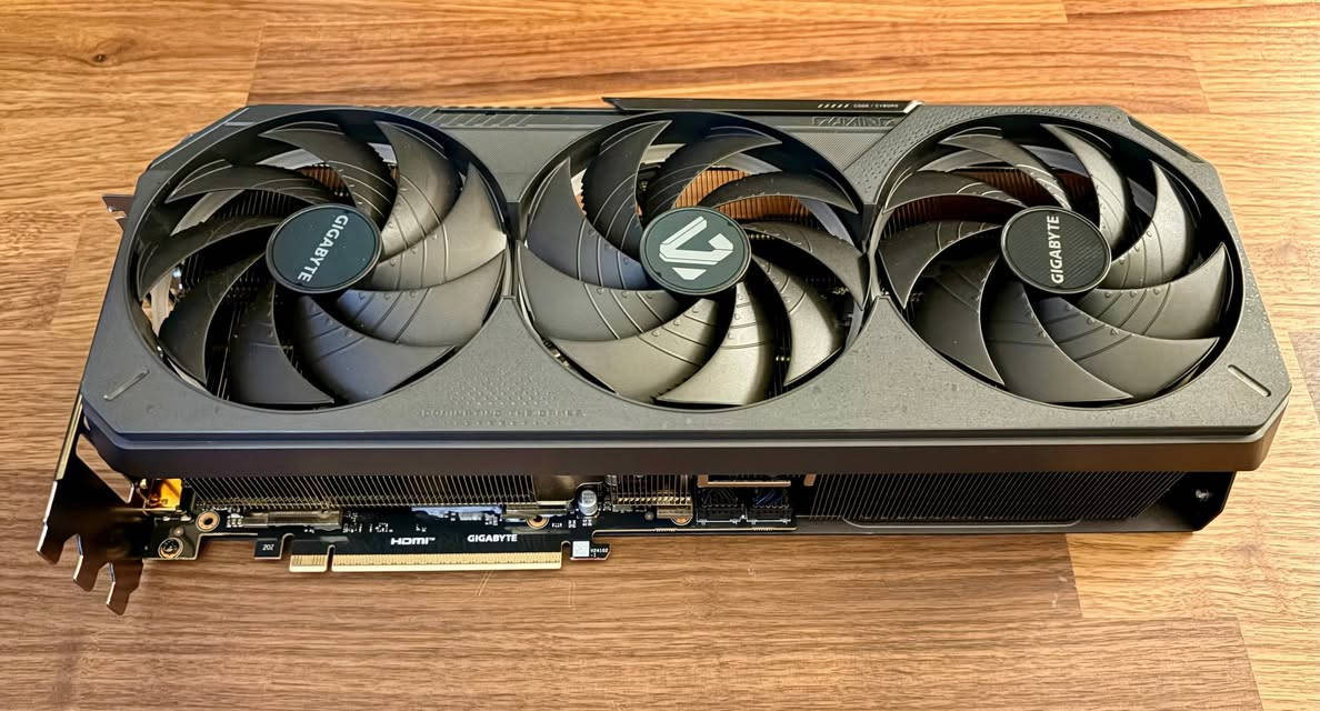 للبيع كارت
Gigabyte Gaming OC 5070 Ti
بحالة ممتازة مع كافة المحتويات 
وصل الشراء موجود
ضمان 3 سنوات 
السعر مليون و500 وبي مجال للطيبين
المكان اربيل

تحياتي للجميع


**إذا كنت صاحب هذا الإعلان وتريد حذفه لأي سبب، رجاءا أرسل رسالة إلى الدعم الفني**