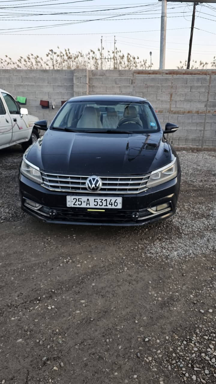 فولكسواكن باسات
2018 
محرك 20تيربو 
فول عدا الفتحة 
حساسات امامي خلفي 
رادار جانبي 
نقطة عمياء 
تحديد مسار 
اشاير بالمري 
كاميرا خلفية 
تثبيت سرعة 
كشنات جلد 
تحكم ستيرن 
كشنات امامي كهربائي +كشن السايق ميموري
تخم تاير جديد
صدر جديد 
سيارة مابيهة نقص 
بيهة 4 قطع صبغ ونص 
قطعتين اثر شخوط 
رقم كركوك انكليزي مشروع وطني 
السعر 105 وبيهة مجال بسيط 
***********
