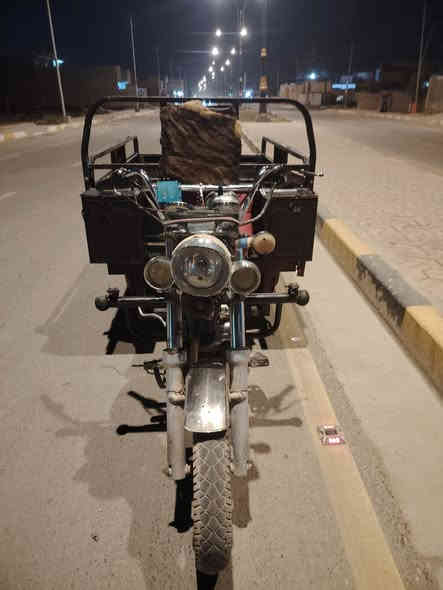 السلام عليكم شباب ستوته للبيع جمره مكينه 23 قبل شهر شديته بس عوزه كهربائيات وصالنصه للتواصل 
***********
