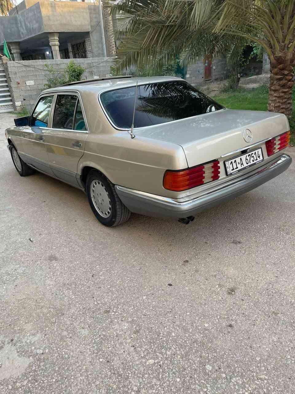 مارسيدس موديل ٨٧ حجم ٣٠٠ مكينه بلاد جاهزه مكينه كير تبريد حداديه تخم تاير صبغ عام جماله السعر ٥٥ وبيه مجال تفاصيل أكثر اتصال عالرقم ***********
