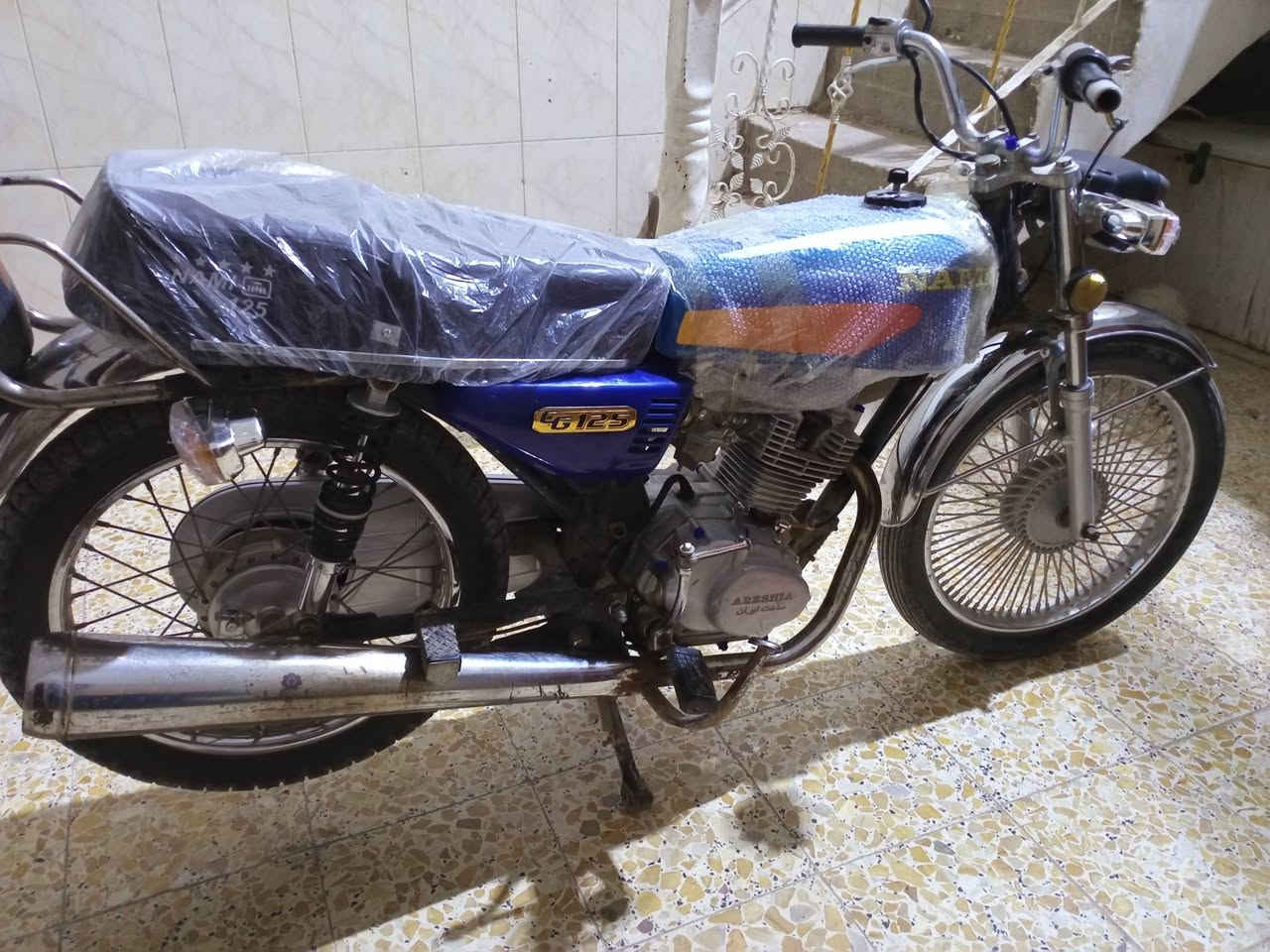 سلام عليكم 4كير مديل13 اصولي 
مكينه ارشه20 لاتدخين ولا تبخير 
تعمير25 مكاني زين القوس ***********.(دراجه مامغسوله كل غراضها جدد)
