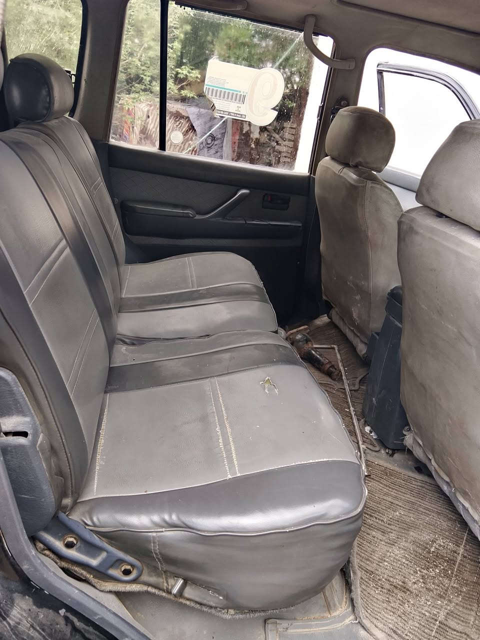 لاندكروز للبيع موديل 2000
رقم بصره الماني تحويل ثاني يوم 
سنويه عاج ل28
مكينه وكير جدد 
كهربائيات شغاله
شاصي مكفول 
السعر 60وبيه مجال 
مكلف بالنشر 
رقم صاحب السيارة 
***********
