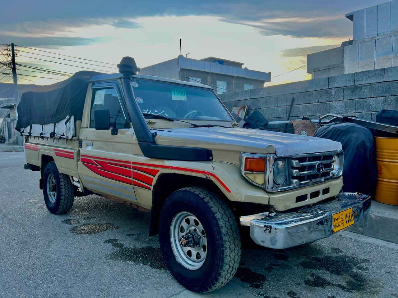 چوارونیو مۆدیل 1995 چەمچە و ناوبۆدی مەزبوت گێڕ و مەکینە و عەکسل بەشەرت 
هەمووگیانی بەشەرت مەزبوتە *********** بنجوين, السليمانية
