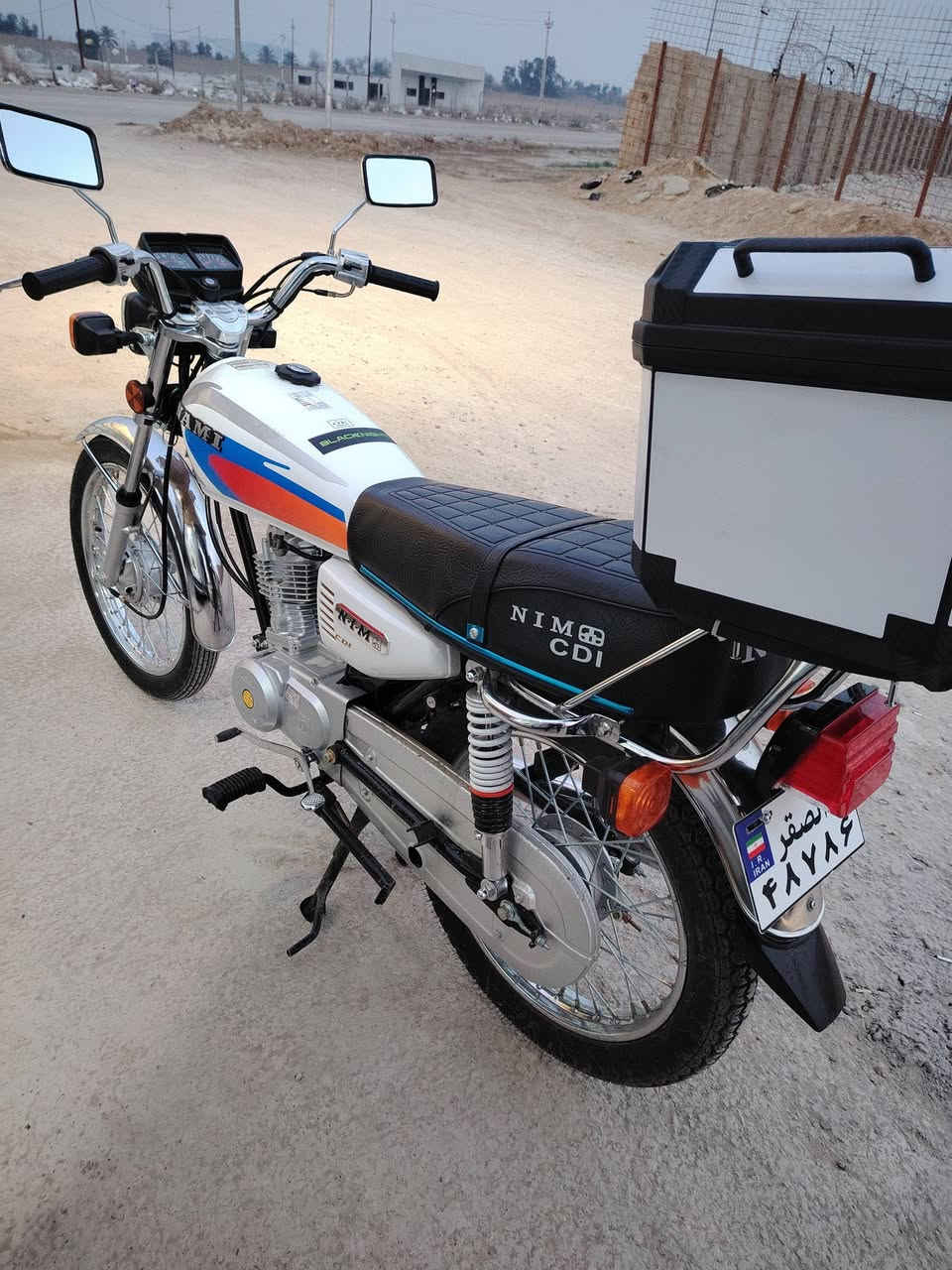 سلام عليكم دراجه ناما للبيع موديل 2025 نازله بل 2026 /29/1 دراجه صارلها اسبوعين من نازله خير من الله اوراق معرض مكاني بغداد /العامريه رقم بي واتساب
***********
