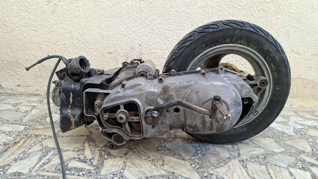 السلام عليكم
للبيع محرك كامل +غراض فراشه سوادات نظيفات حلوات +ويل هوه وتايره السعر خاص وتدلل


**إذا كنت صاحب هذا الإعلان وتريد حذفه لأي سبب، رجاءا أرسل رسالة إلى الدعم الفني**