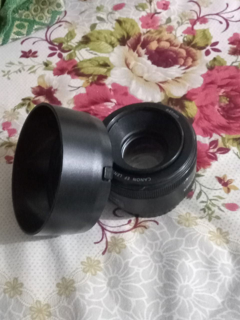 عدستة كانون 50mm f1.8 EF مراوس بعدسة رياضي شعدك نزل


**إذا كنت صاحب هذا الإعلان وتريد حذفه لأي سبب، رجاءا أرسل رسالة إلى الدعم الفني**