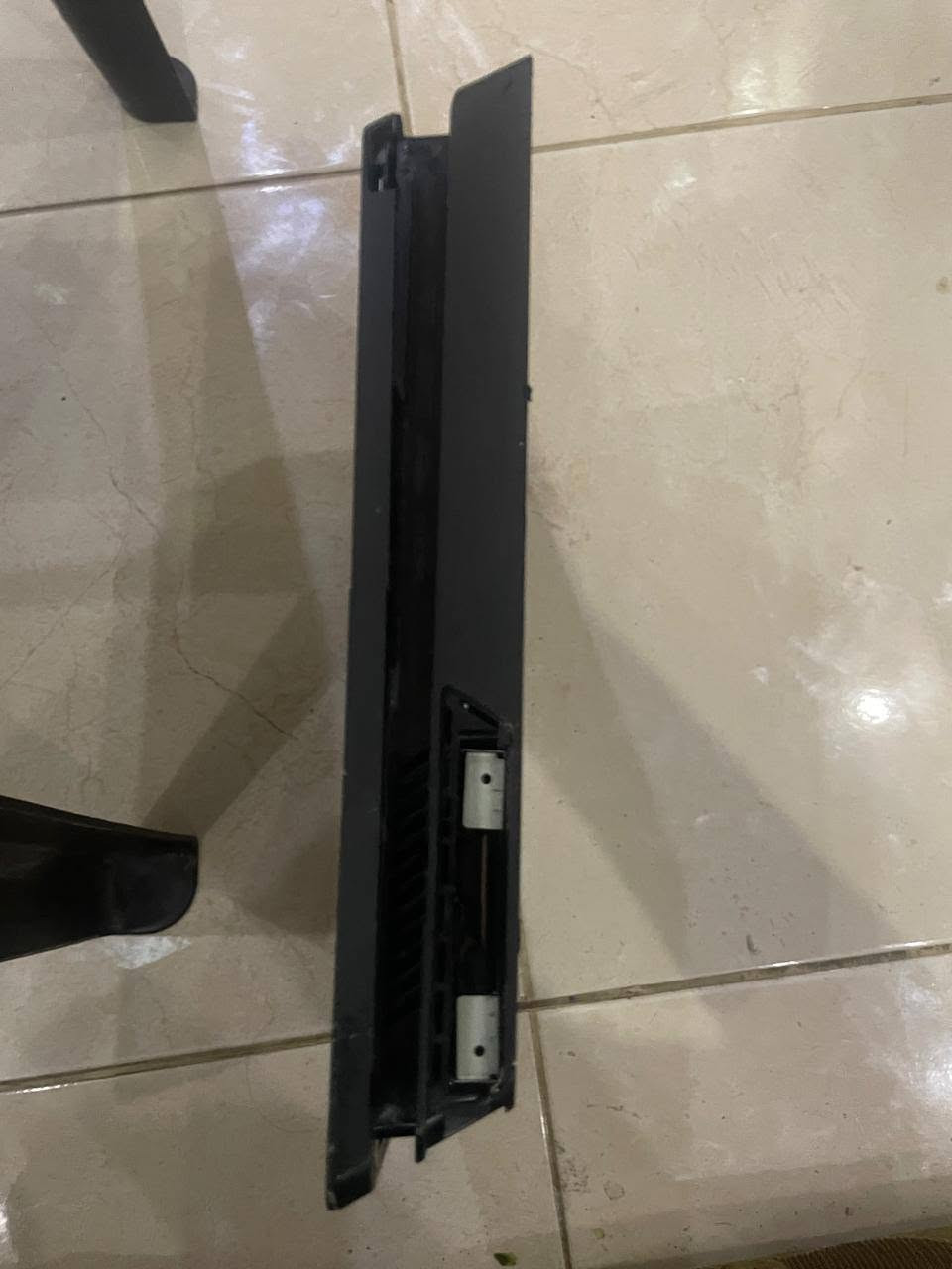 جهاز فور وقع وبطل يشتغل البيع على وضعو معدل الجهاز كان هارد ٥٠٠ جيجا بدون ملحقات ٥٥ دينار


**إذا كنت صاحب هذا الإعلان وتريد حذفه لأي سبب، رجاءا أرسل رسالة إلى الدعم الفني**