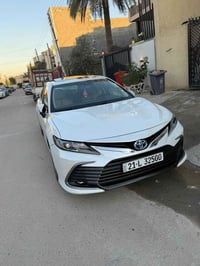 تويوتا كامري (هايبرد 2024) خليجي كفالة عامة محرك 2500 – ماشيه 110  وكا...