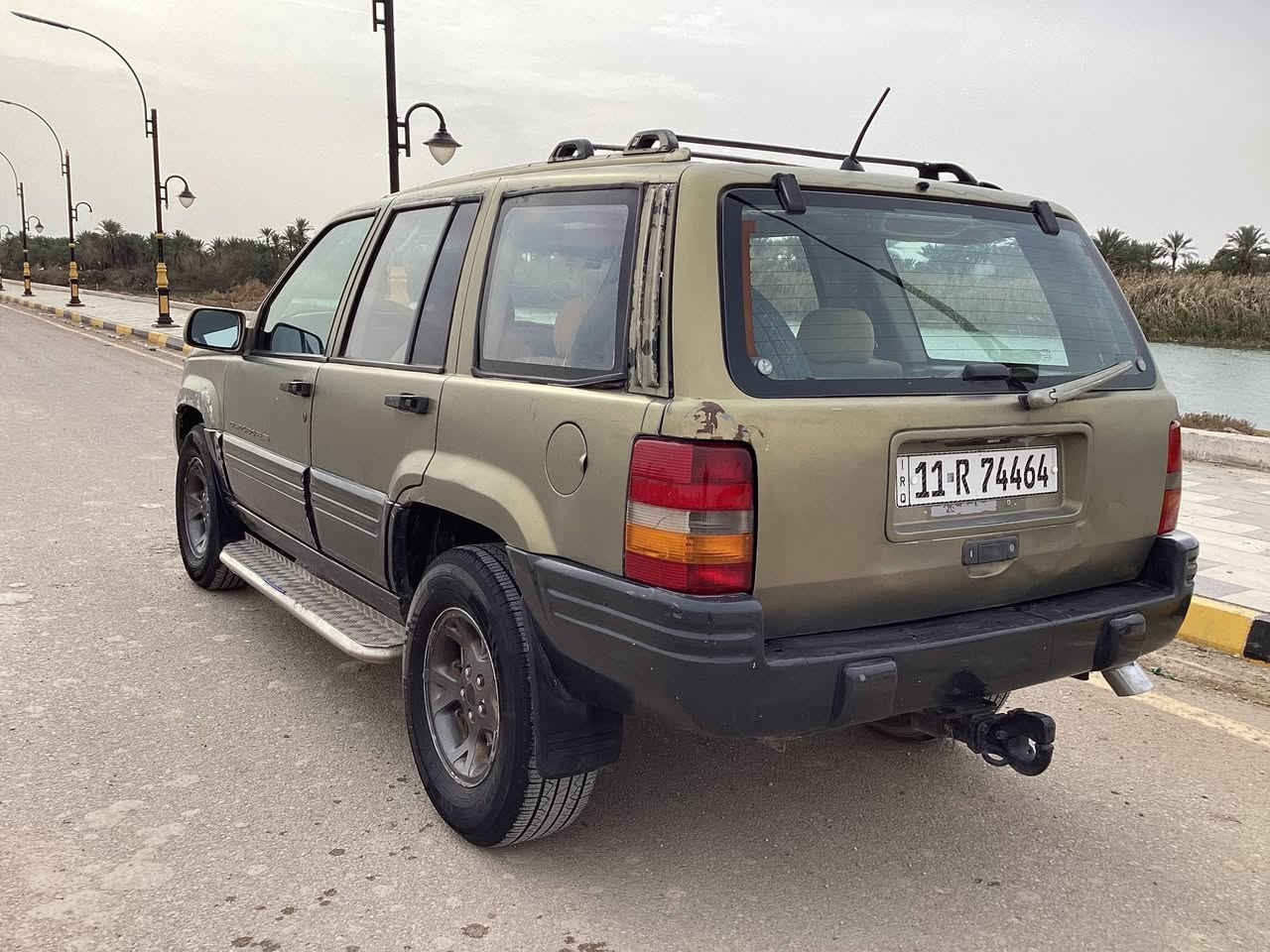 السلام عليكم
جيب شيروكي موديل 1996 

رقم بغداد دولي مشروع وطني تحويل مباشر السنويه لل2030
مكينه وكير محور  ففتي 3000 مكفولات 

جاهزه مال جناي تبريد ثلج ويه السويج تخم تاير الحداديه90% 
دواخل السيارة نظيفه الكهربائيات كلها شغاله
 
السياره مكفوله من الضربه القويه والعيب الشرعي والاصوليات ونقل 

السعر المطلوب 55 وبيها مجال بسيط
العنوان ذي قار قضاء قلعة سكر للتواصل   
***********
***********
