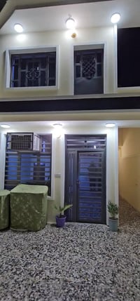 منطقة الالف • ١٠٠م • طابقين ونص