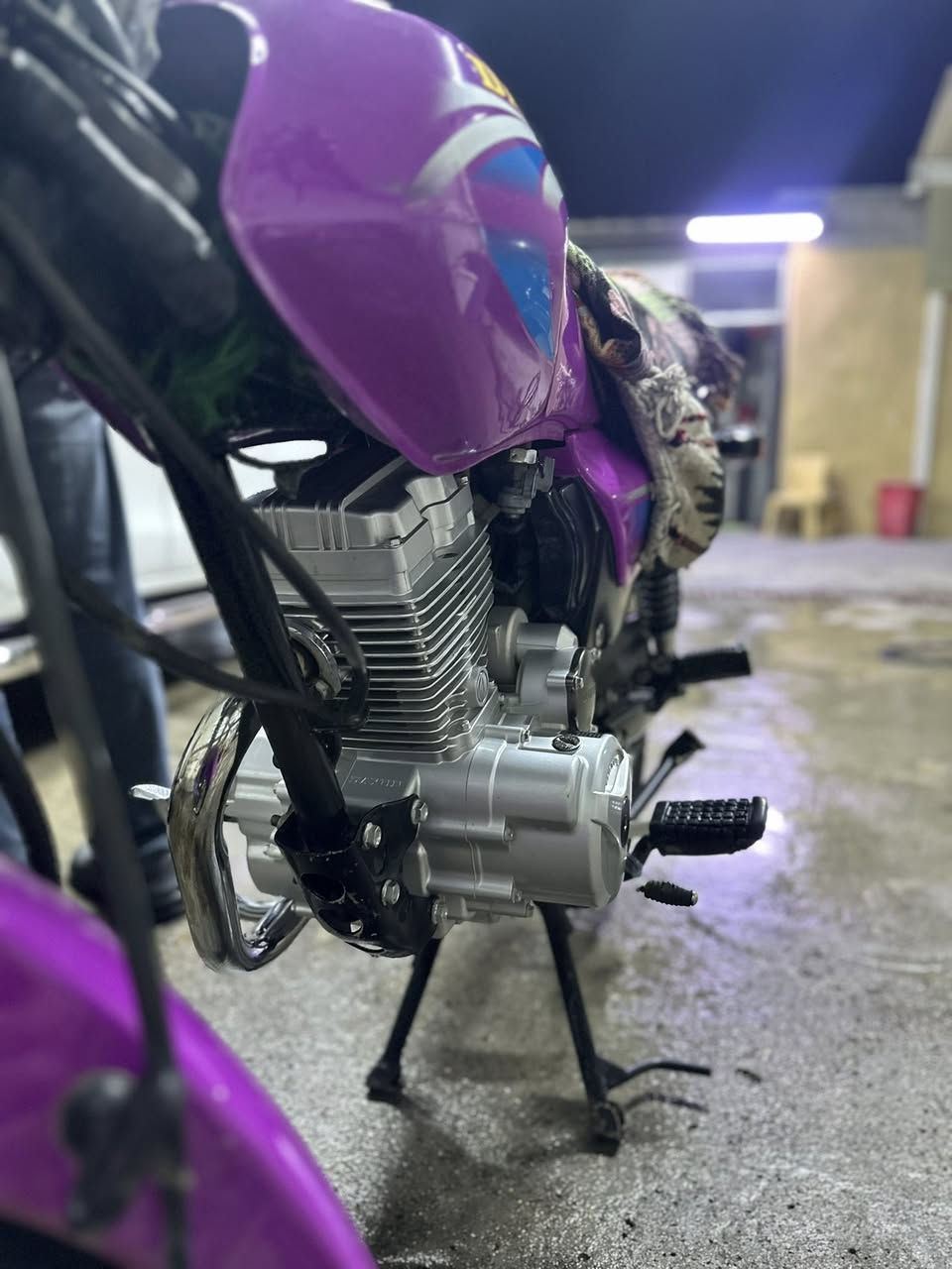 سلام عليكم دايون عضم للبيع مديل 23 اوراق باسمي
الاستفسار ***********
