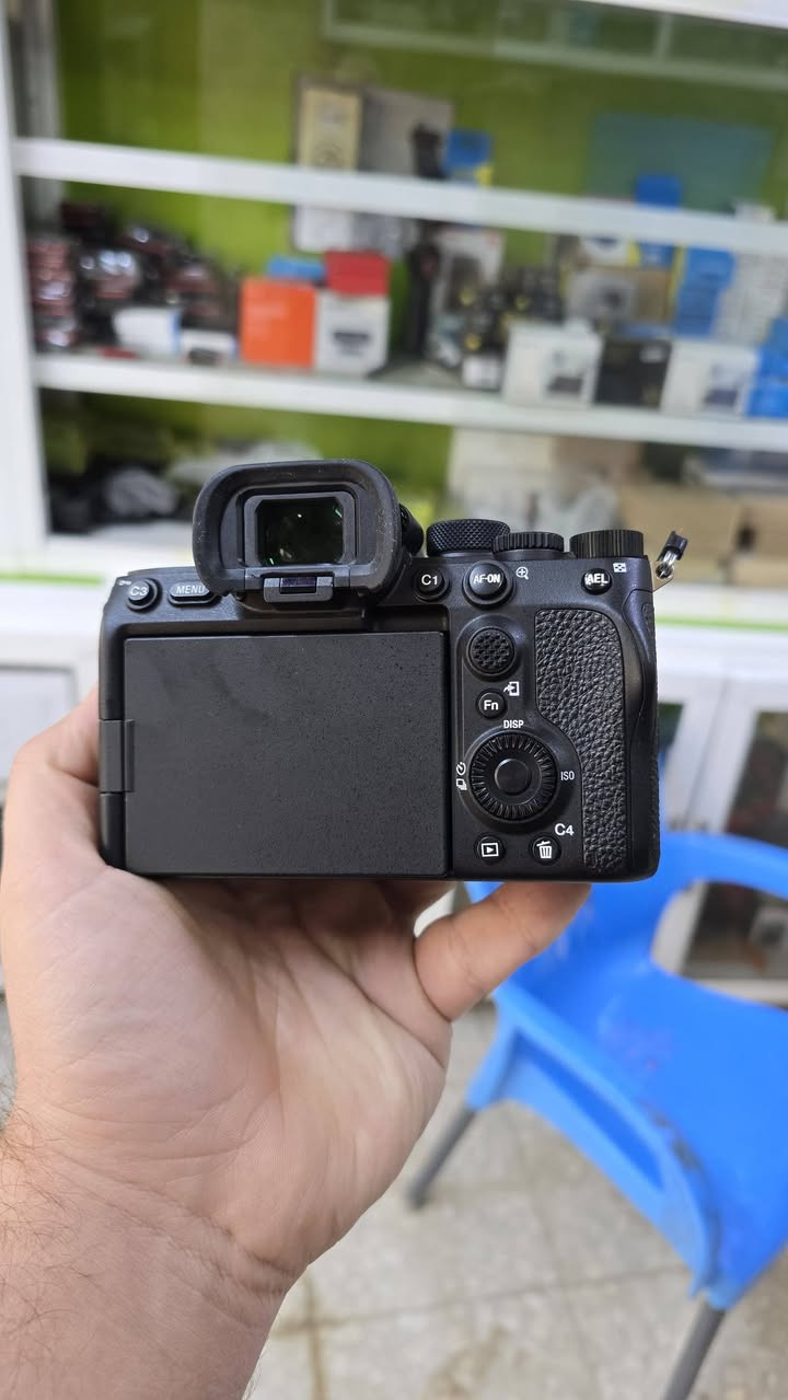 SONY-A7SIII سعره مليونين و950الف
نضافه100% كامل ملحقات اصليه كارتون
شتره 100 صوره فقط✅️ 
مكاني بابل 
***********
***********
