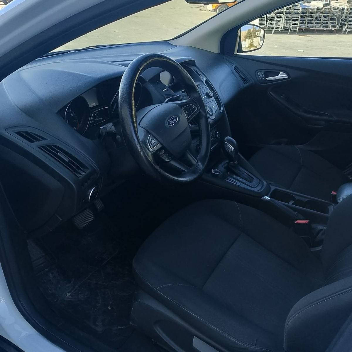 فۆرد فۆکس 2017 مواسەفات SE 
سەنەوی تا ٢٠٢٨ تازەیە بەشەرتی تەحویل 
دوو پارچە بۆیاغ 
چەمەلەغی پێشەوە لای سەکن 
و چەمەلاغی دواوە لای سەکن  بێ ناوگرتن بێ ئێرباگ 
توند و تۆل و بێ موشکیلەیە 

سـعـر : لە کۆمێنت داوابکە ڕاستەوخۆ بۆت دێت 📥 

گێرو مەکینەو کارەباییات بەشەرت 
هیچ کێشەیەکی تێدا نییە 

ژمارەی خاوەنەکەی 
***********
ڤایبەر و واتس ئاپ
