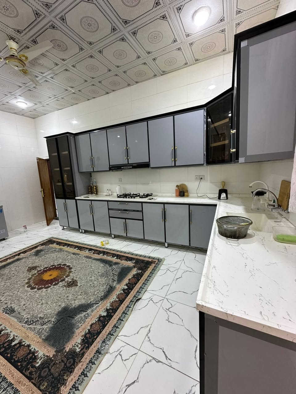 اسعد الله اوقاتكم بكل خير ⁉️
دار للبيع ❤️‍🔥
مساحه /245متر 
جنس العقاري :طابو مالك  زراعي باسم عراقي سند 25 وكاله ونصخ من الطابو وكاتبه من المالك مباشر 
العنوان / البصره ابو الخصيب منطقه النزيله  
يحتوي / غرفتين 2 منام 
وديوان و صاله و وطبخ 
وصحيات داخليه و خارجيه 
جميع الخدمات متوفره ماء كهرباء مدراس نت كلشي قريب 
السعر /85 مليون وقابل للتفاوض 
هاتف ***********
