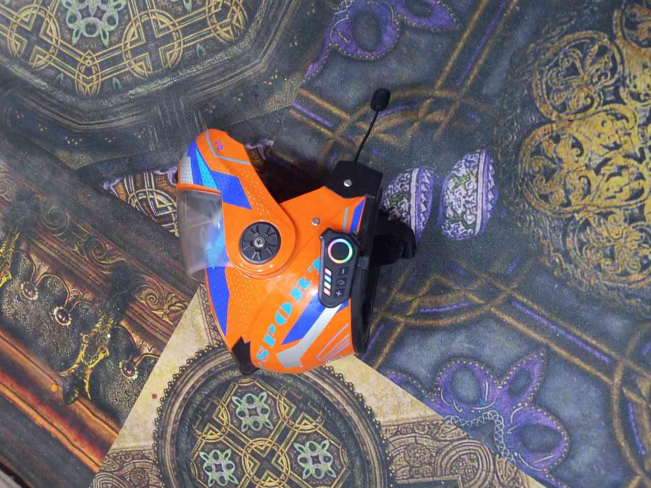 سلام عليكم شباب لبيع ما صلي هواي من مشتره بيه ميك وسمعه داخليه بلاتوت هذه رقمي ***********
