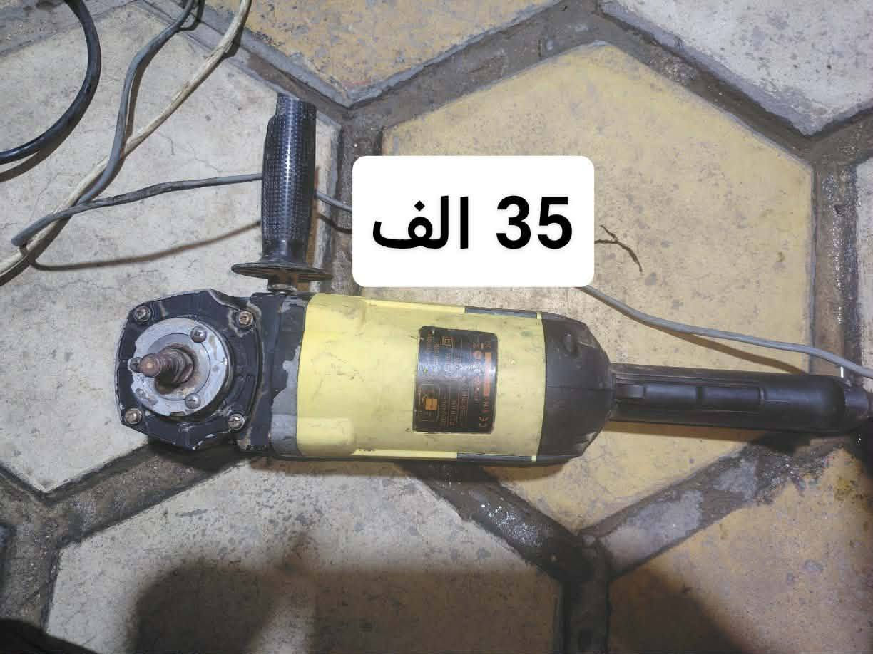 اي غراض مستخدمه شرط الشغل كلمن وسعره مكاني كربلاء حي النقيب *********** ذمه بركبته الي ميشتري ويشلع كلبي
