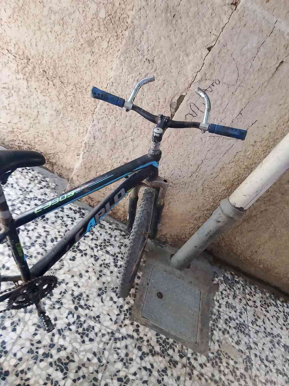 السلام عليكم
جبلي حجم26 نضيف
نقص فقط بريكات  السعر 25 
مكاني بغداد البياع تقاطع درويش لاستفسار *********** واتساب فقط
