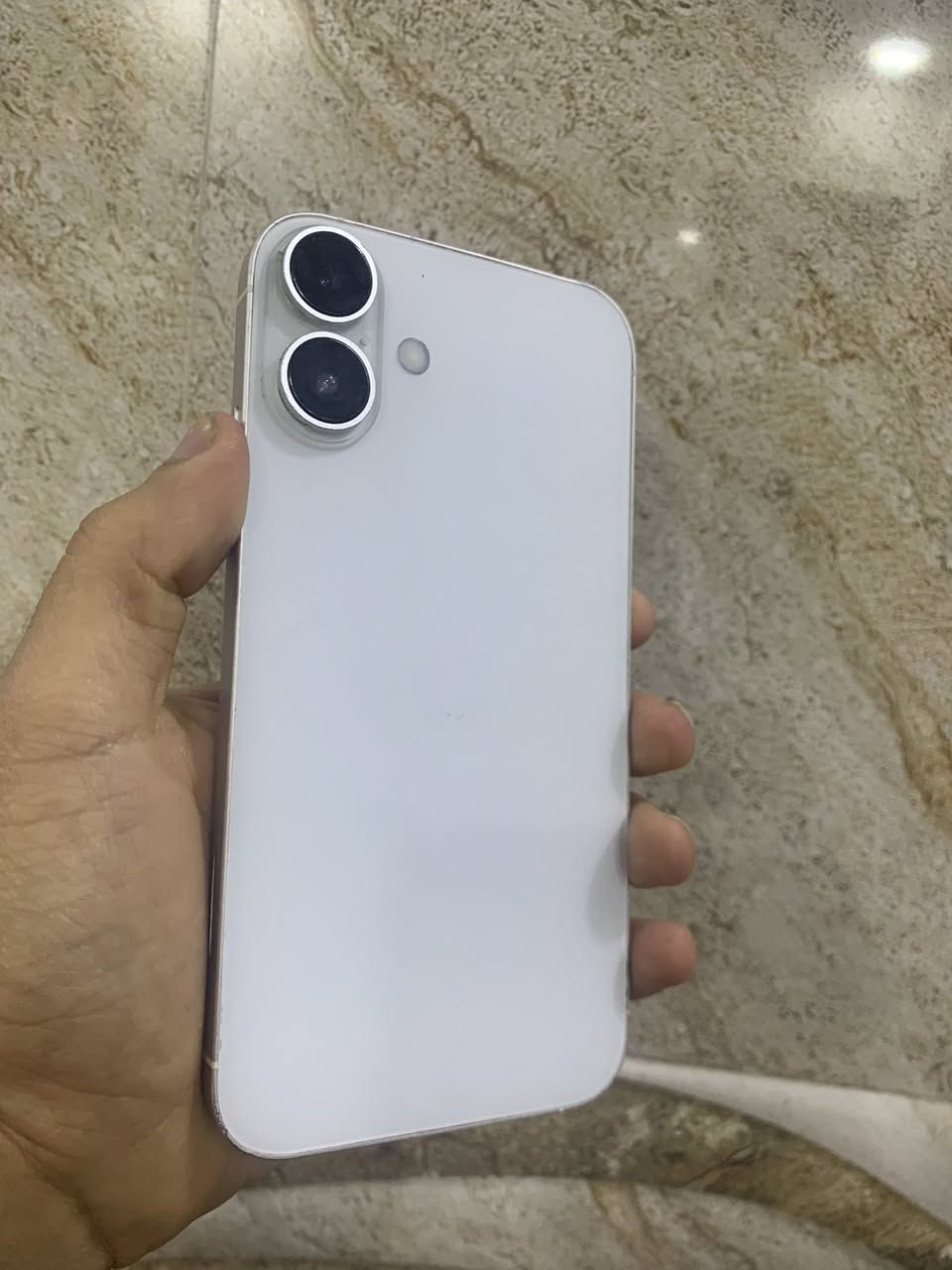 السلام عليكم اكس ار محور 16 ذاكره 64 دبل سيم  لجهاز مبدل فقط باتري اصلي يقرا 100 شرط قطاره شحن. كامرات شرط رقم واحد فيس ايدي شغال لجهاز اي خلل مابي شرط لفحص سعر 180 رقم *********** اسيا ***********
