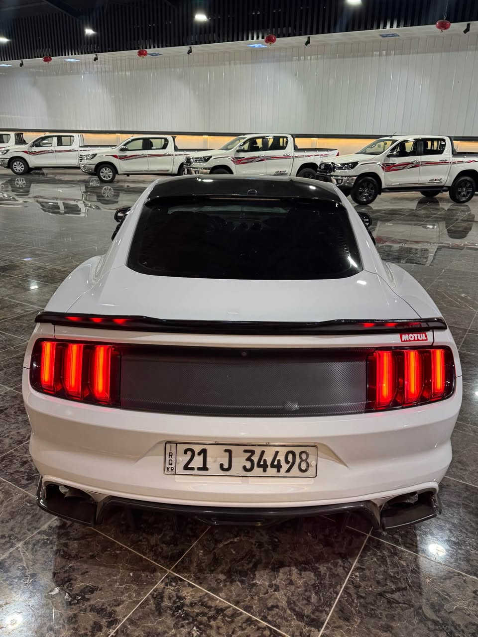 Mustang 2016 
ecoboost 2.3 turbo
مەکینەی کراوەتەوە بێ عەیبە بە شەرت 
تەنها روبعیک بۆنید بۆیاخە لەگەڵ یەک چەمەلەخ 
بێ ناوگرتن
بەسمە 
گیر سوکان 
شاشە و کامیرا 
تحدید سورعە 
*********** السليمانية, العراق
