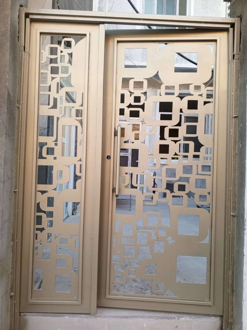 صبغ وتنضيف الشبابيك والأبواب الحديد 
***********
