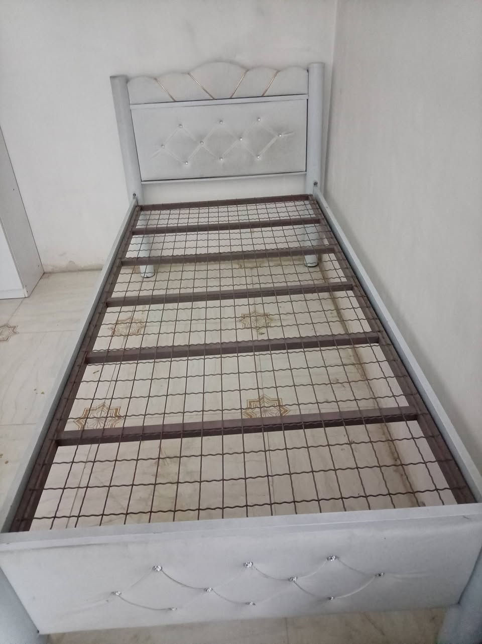 أثنينهن 120 الف وبيهن مجال للشراي


**إذا كنت صاحب هذا الإعلان وتريد حذفه لأي سبب، رجاءا أرسل رسالة إلى الدعم الفني**