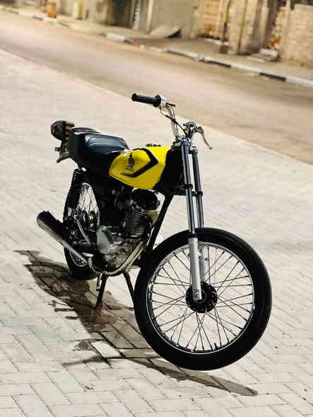 سيجي نامه تعمير قبل شهر ونص الدراجه جيس برغي ما ناقصها تعمير كله اصلي نهضه ومعدل شرط مكاني 5ميل السعر 650 وبيها مجال بسيط باقي التفاصيل هـ ***********
