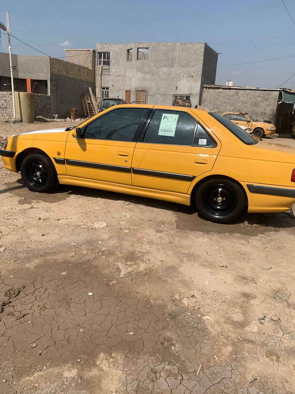 سلام عليكم بيجو بارص 15 مكفوله السياره تبريد كير مكينه فقط الهلالات معمره صفاح موس مكان بابل حله جسر الثوره السعر ب 48 وبيها مجال اتصال ع رقم ***********
