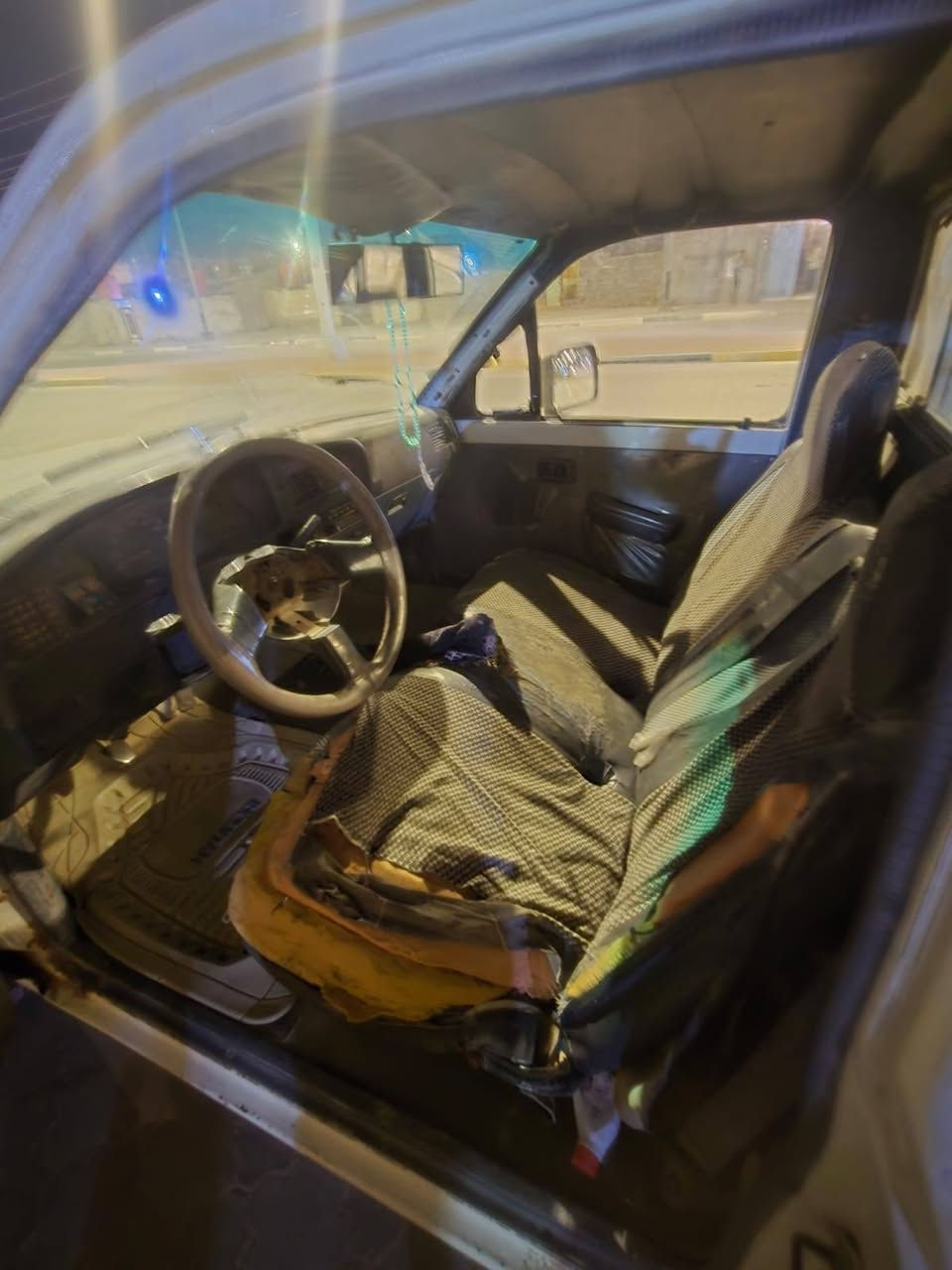 سلام عليكم بيكم موديل 91مكينه وكير واكسن كفاله شاصي مكفول تخم تاير راعيه بل عماره يريد مداور سعر 40وبيه مجال بصيط أنه مكلف بنشر ***********العنوان البصره الزبير
